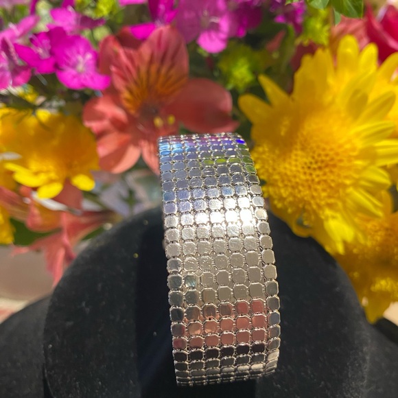 Silver Tone 1970’s-1980’s inspired Cuff - Picture 3 of 6